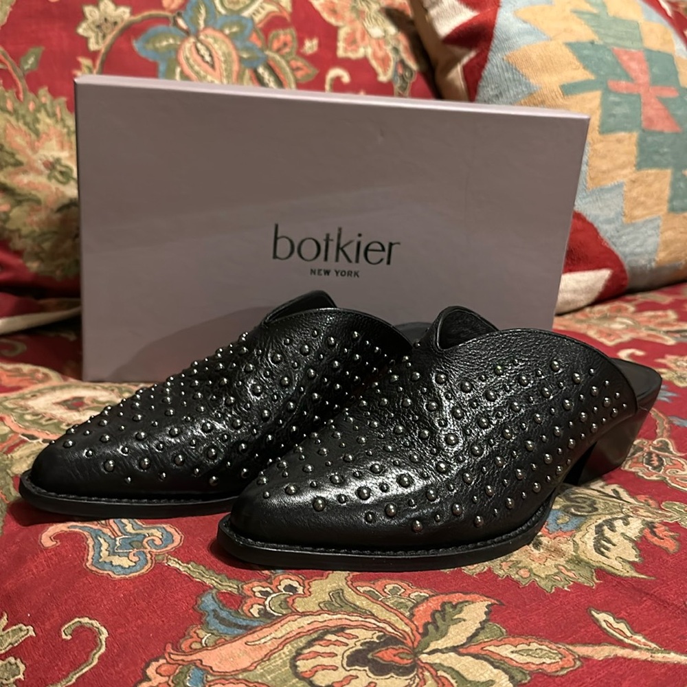 Botkier mules